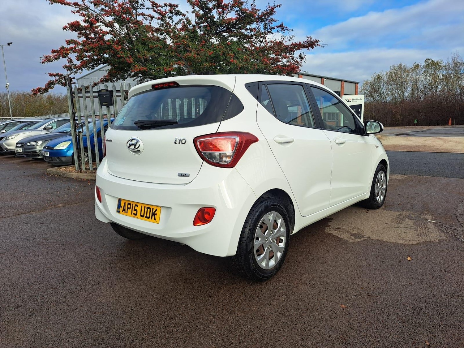 Used Hyundai i10 2015 for sale - 76634186: Photo 4