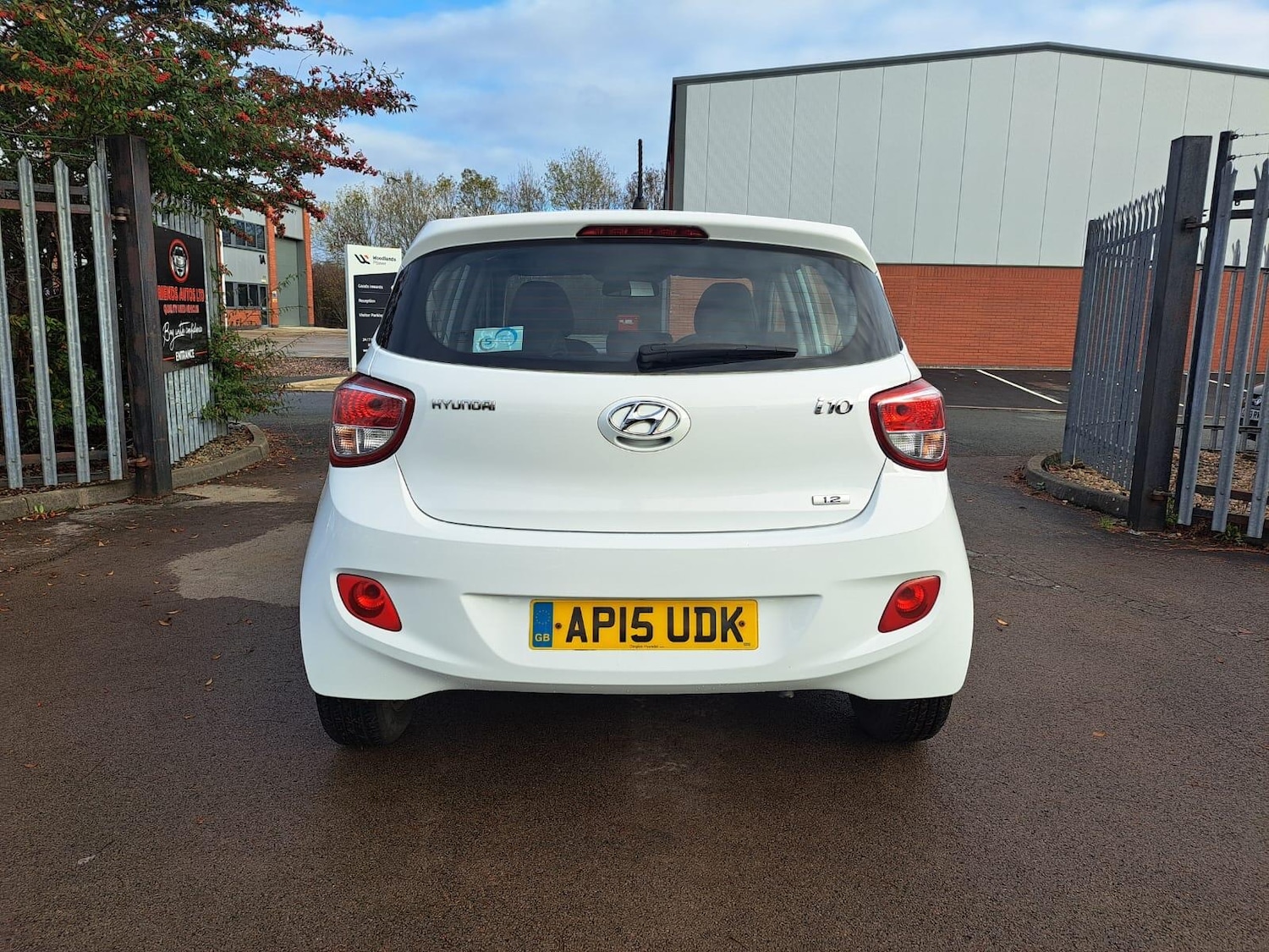 Used Hyundai i10 2015 for sale - 76634186: Photo 5