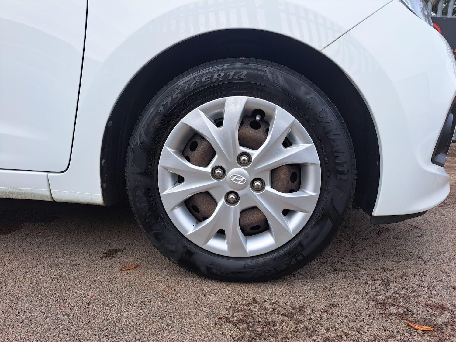 Used Hyundai i10 2015 for sale - 76634186: Photo 63