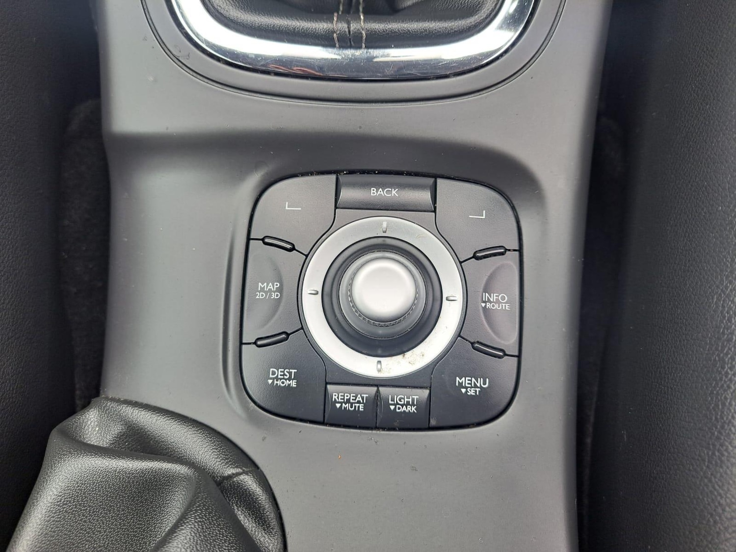 Used Renault Megane 2015 for sale - 76283305: Photo 41