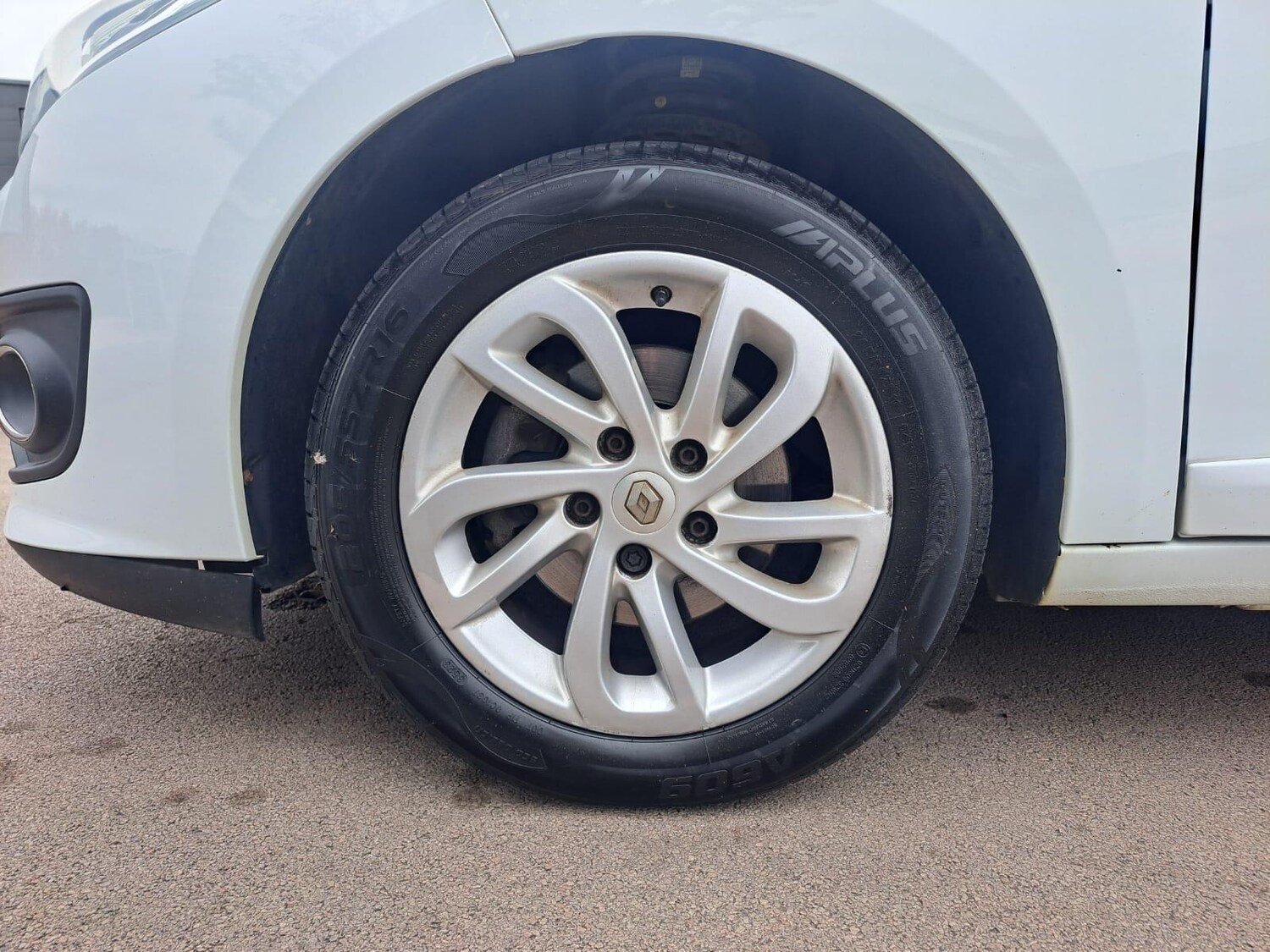 Used Renault Megane 2015 for sale - 76283305: Photo 65