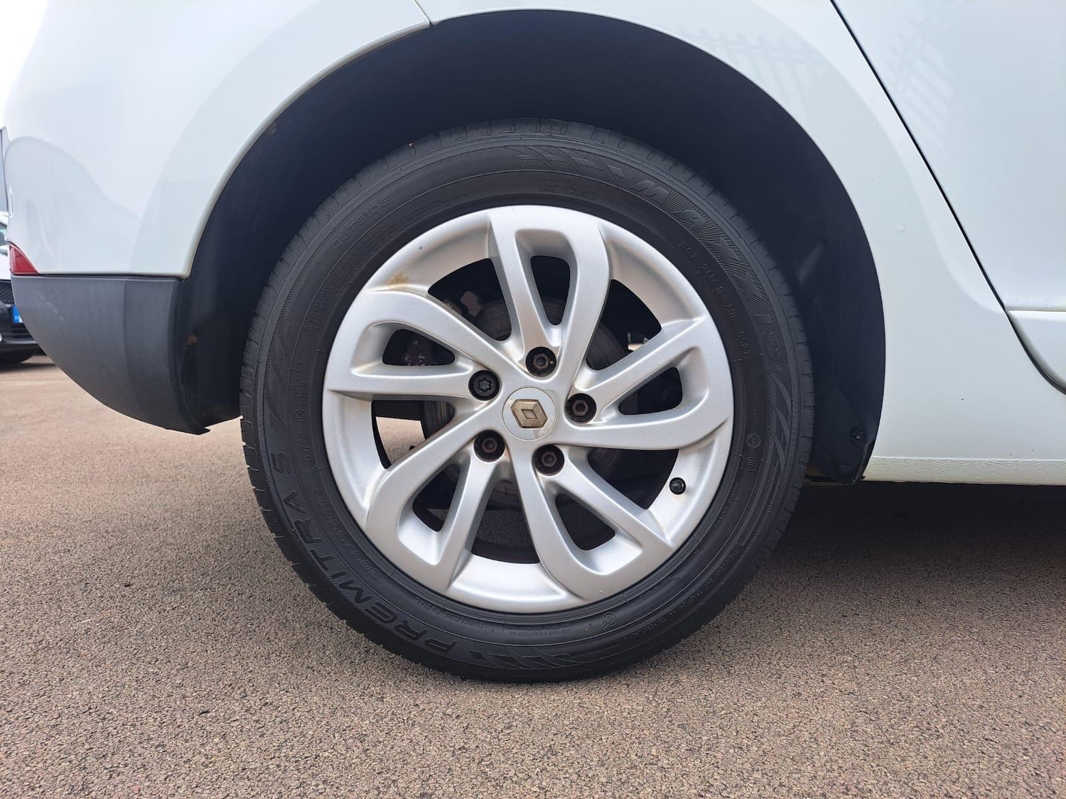 Used Renault Megane 2015 for sale - 76283305: Photo 67