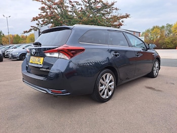 Used Toyota Auris 2015 for sale - 76317965: Photo