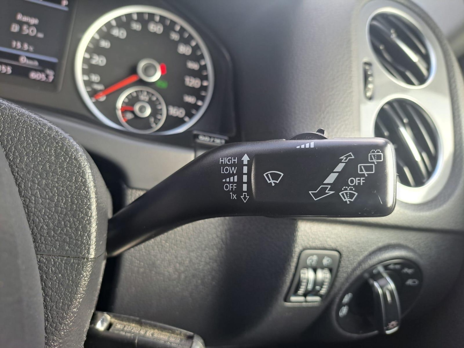 Used Volkswagen Tiguan 2013 for sale - 76584061: Photo 28