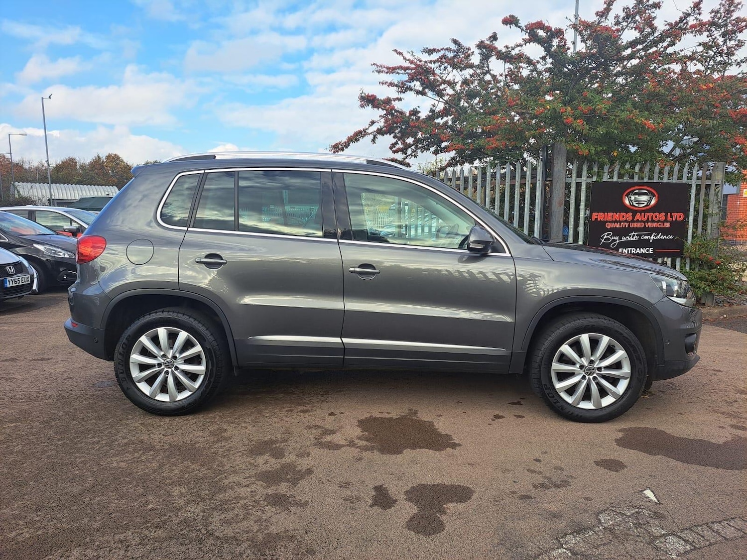 Used Volkswagen Tiguan 2013 for sale - 76584061: Photo 3