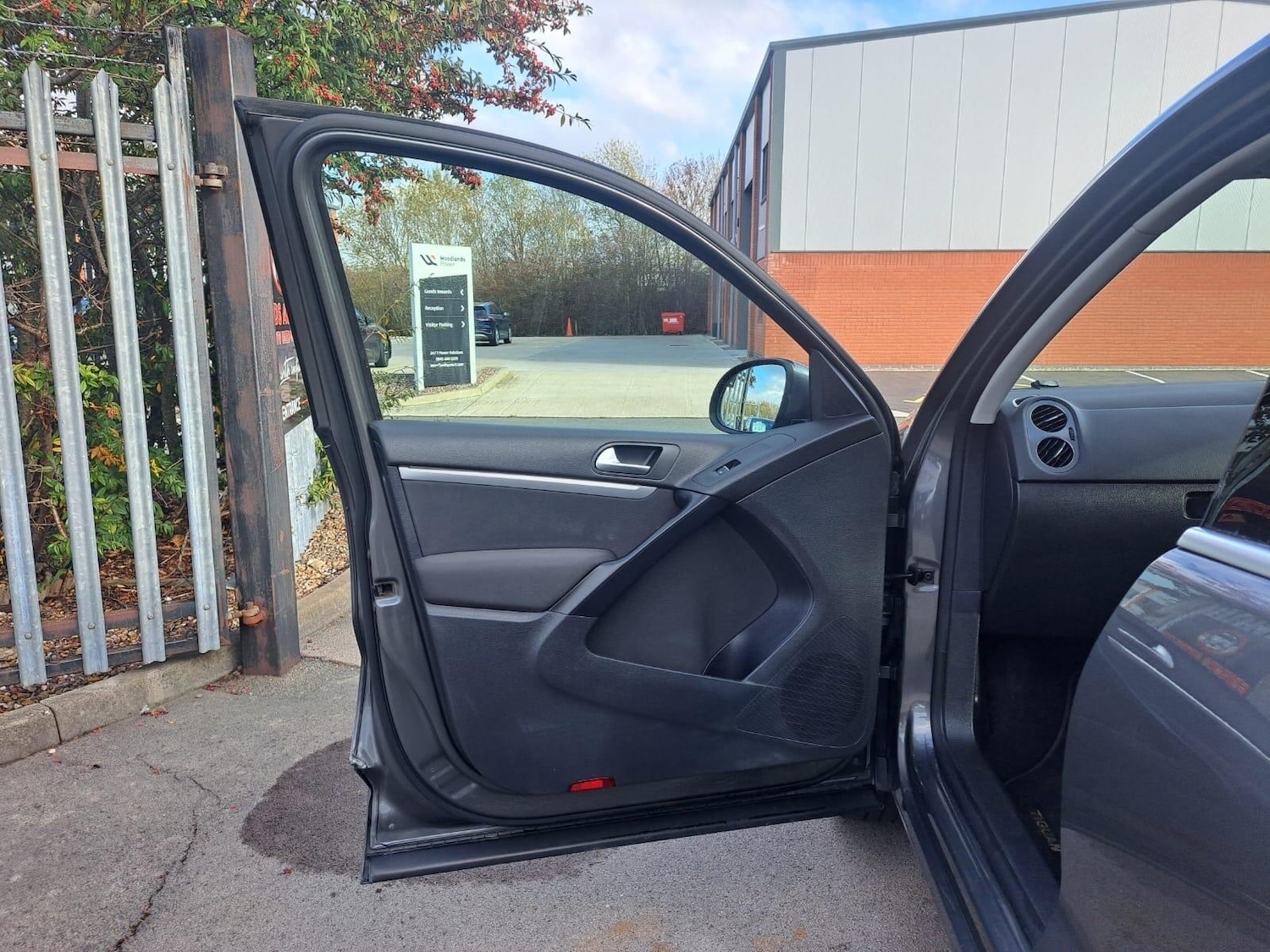 Used Volkswagen Tiguan 2013 for sale - 76584061: Photo 64