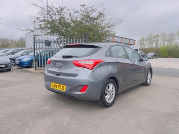 Used Hyundai i30 2014 for sale - 77982322: Photo