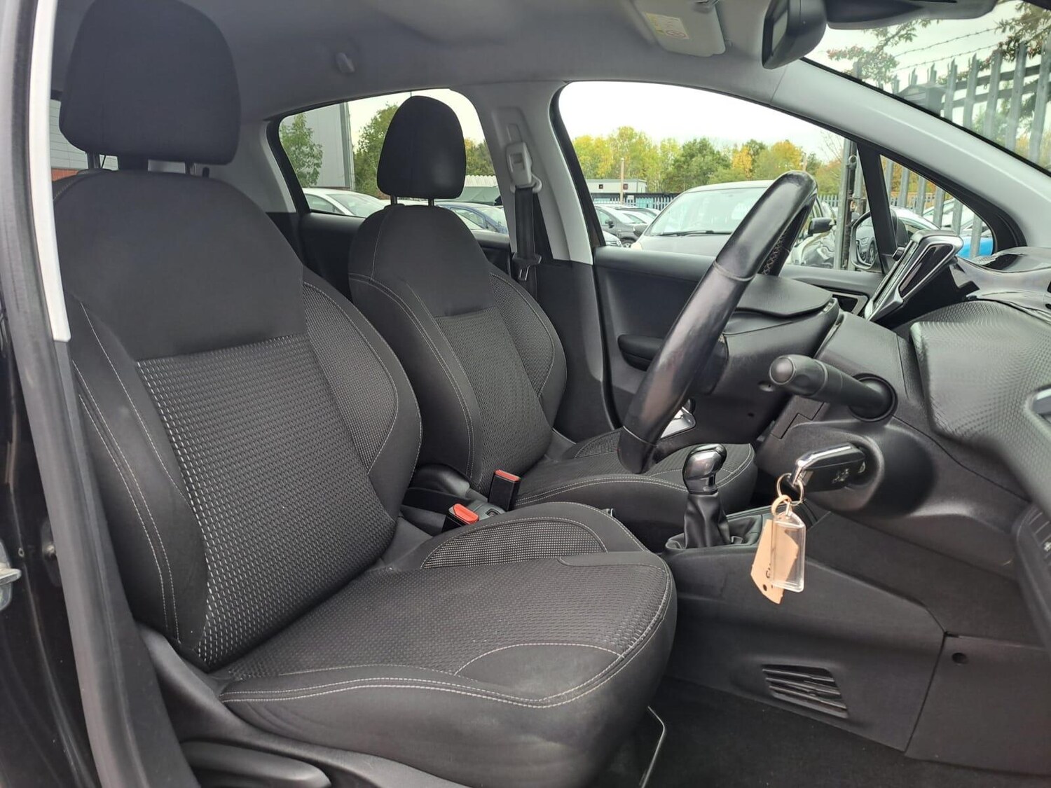 Used Peugeot 208 2018 for sale - 76314732: Photo 10