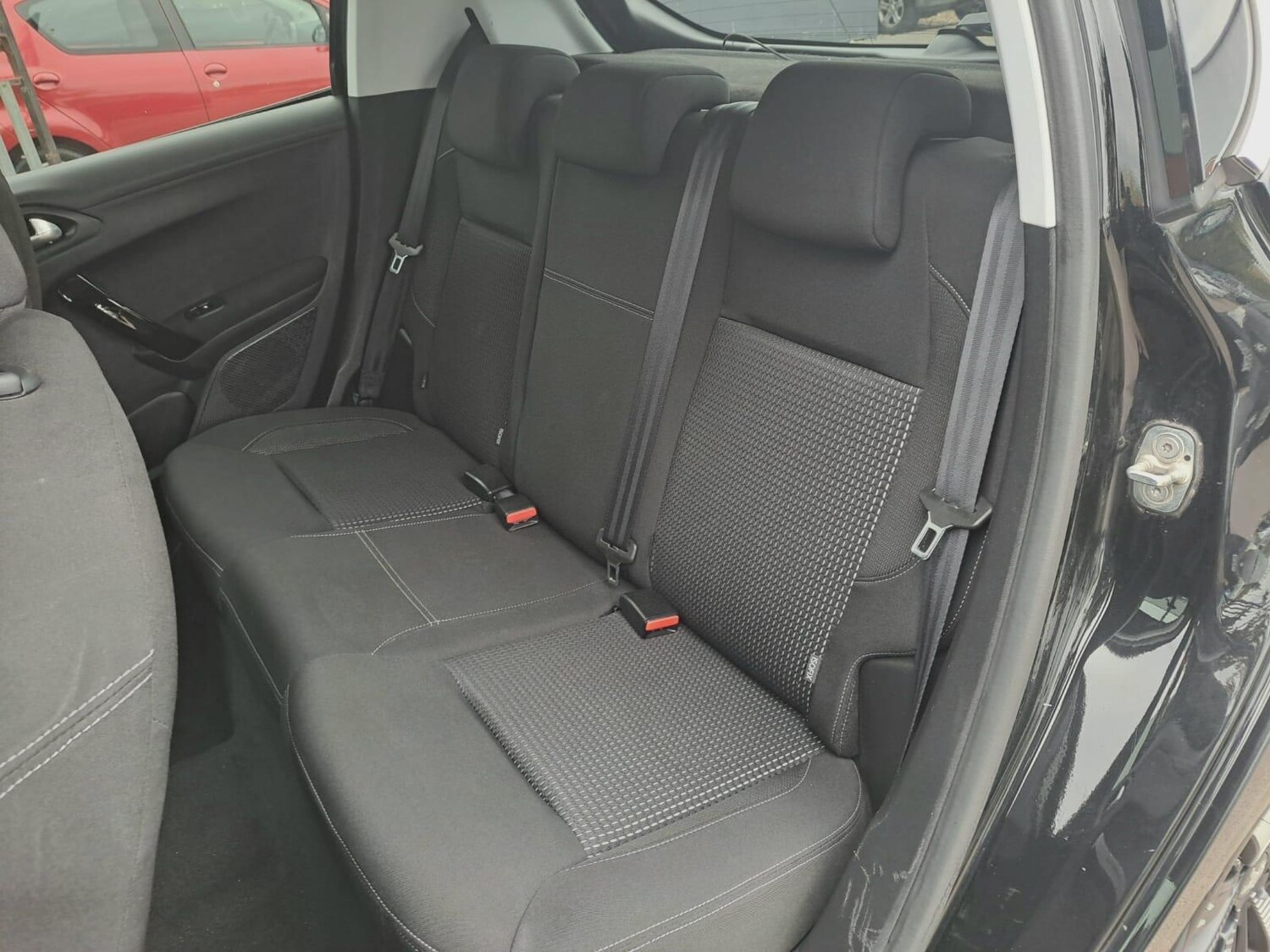 Used Peugeot 208 2018 for sale - 76314732: Photo 19