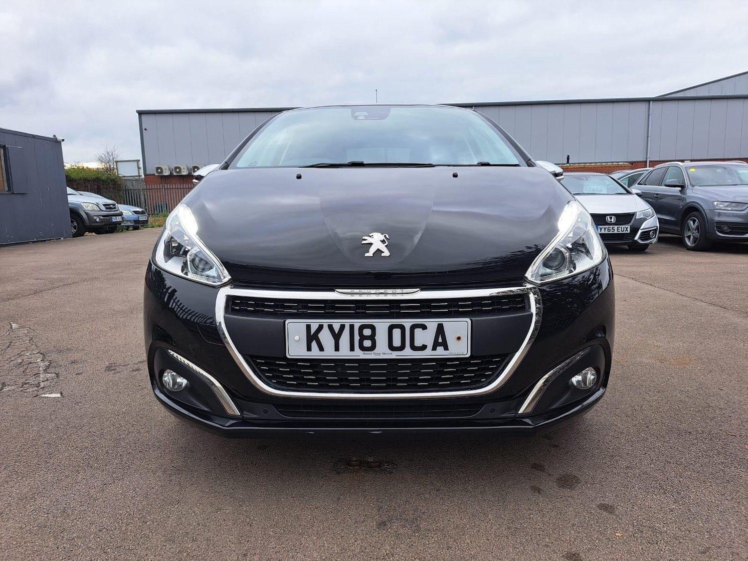 Used Peugeot 208 2018 for sale - 76314732: Photo 2