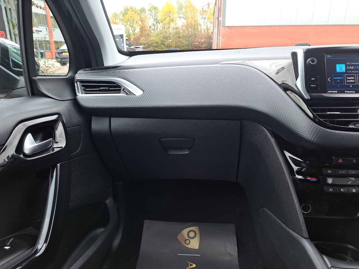 Used Peugeot 208 2018 for sale - 76314732: Photo 22