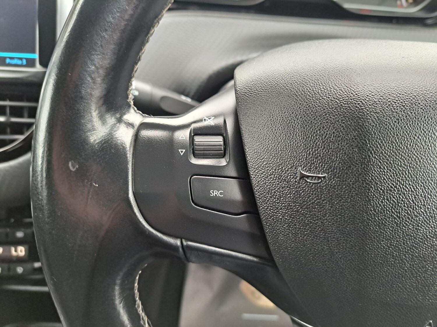 Used Peugeot 208 2018 for sale - 76314732: Photo 23