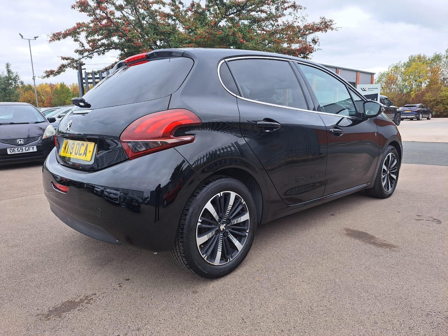 Used Peugeot 208 2018 for sale - 76314732: Photo 4