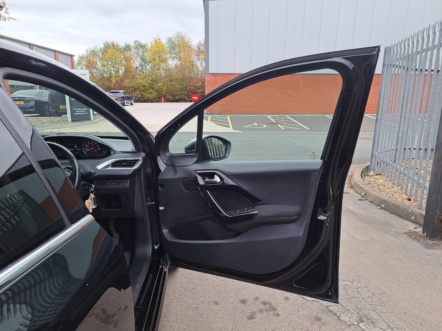 Used Peugeot 208 2018 for sale - 76314732: Photo 48