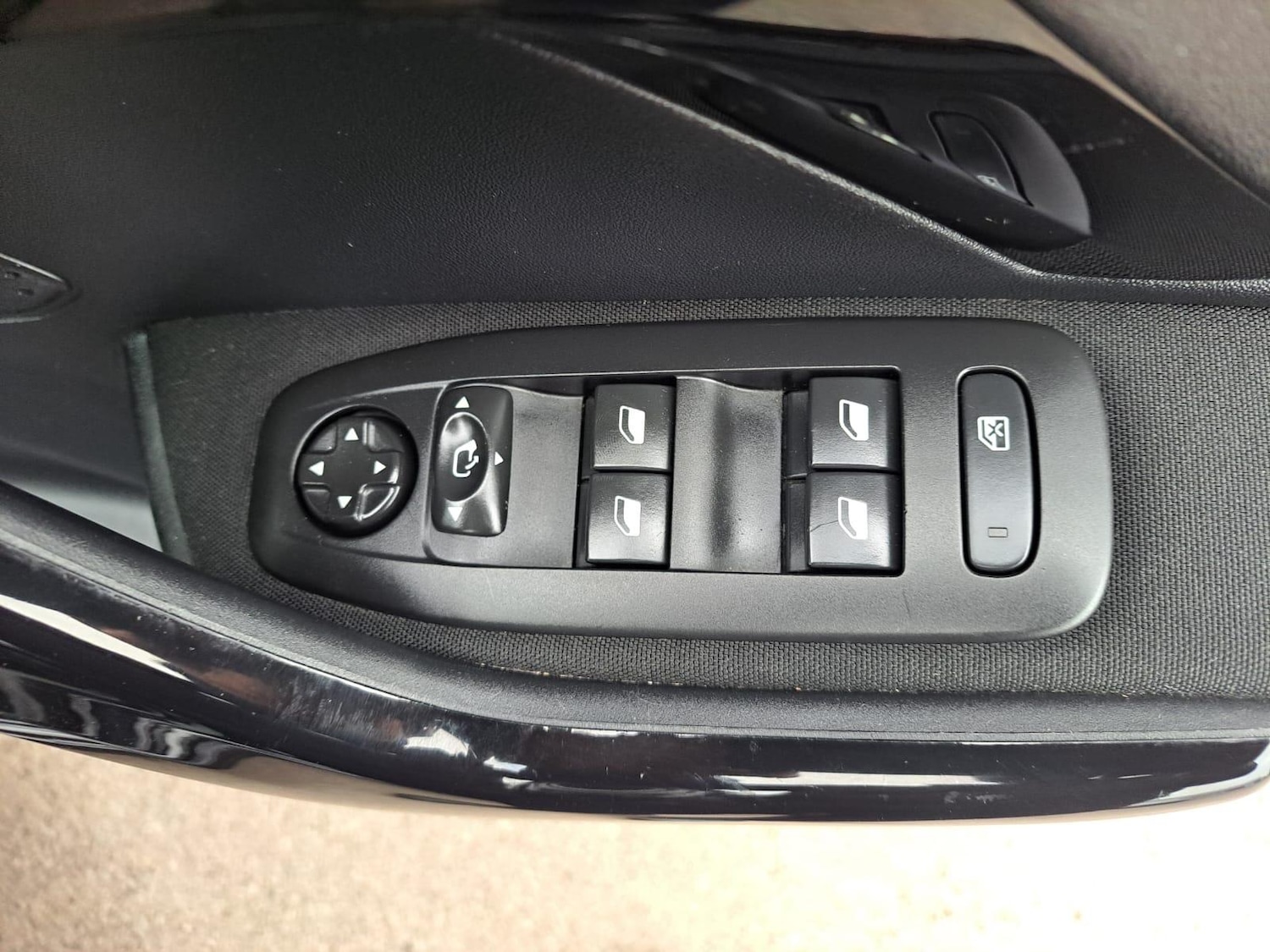 Used Peugeot 208 2018 for sale - 76314732: Photo 49