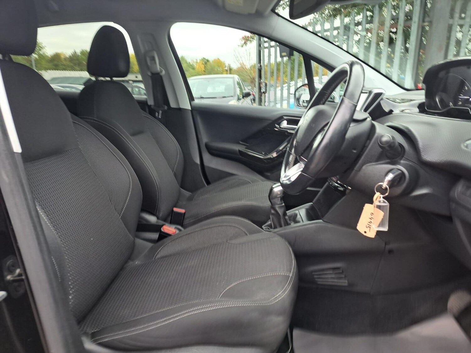 Used Peugeot 208 2018 for sale - 76314732: Photo 9