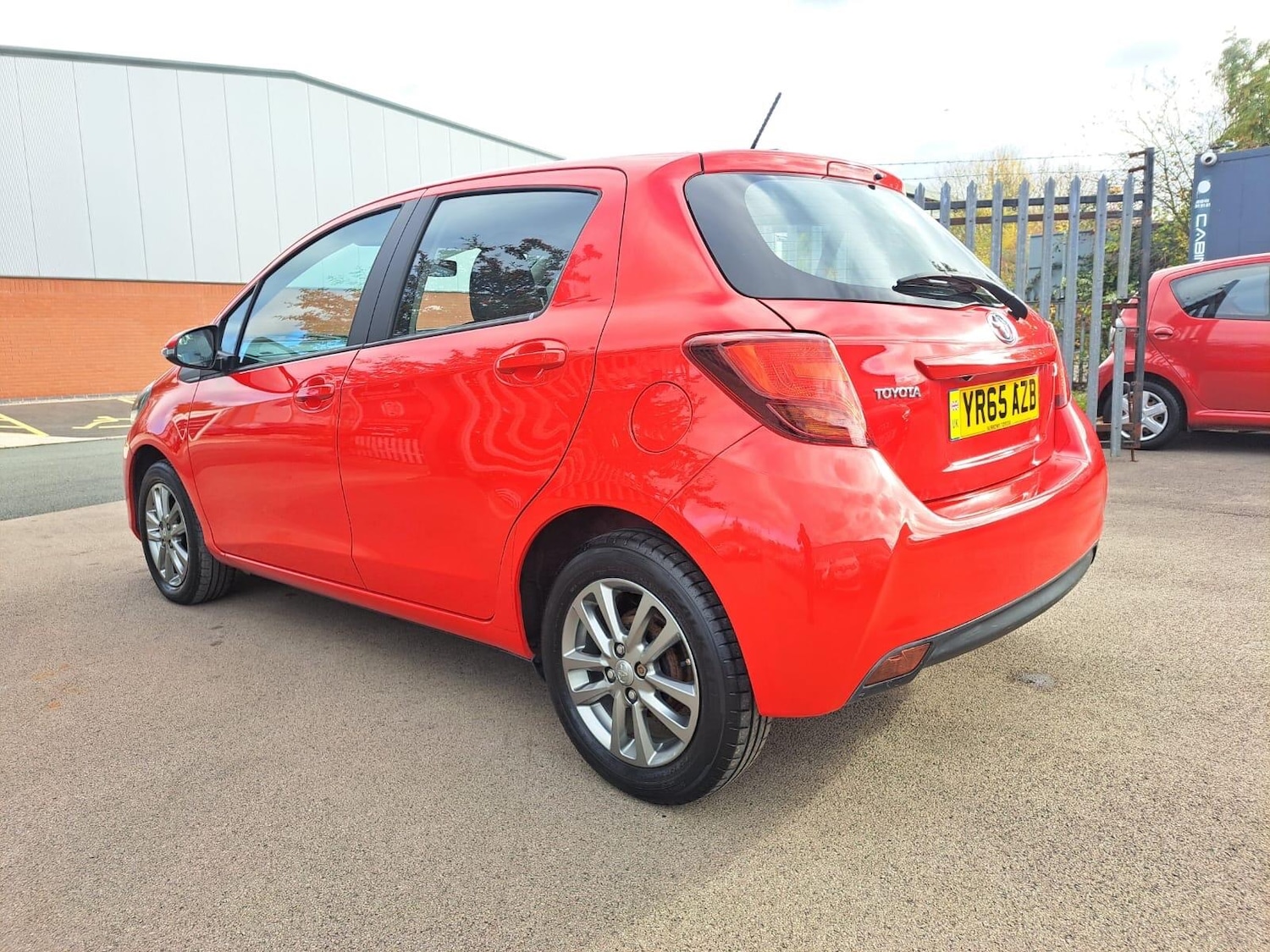 Used Toyota Yaris 2015 for sale - 76991684: Photo 6