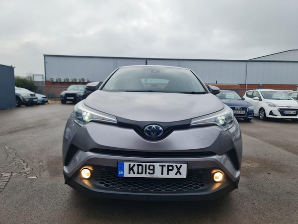 Used Toyota C-HR 2019 for sale - 75127930: Photo 2