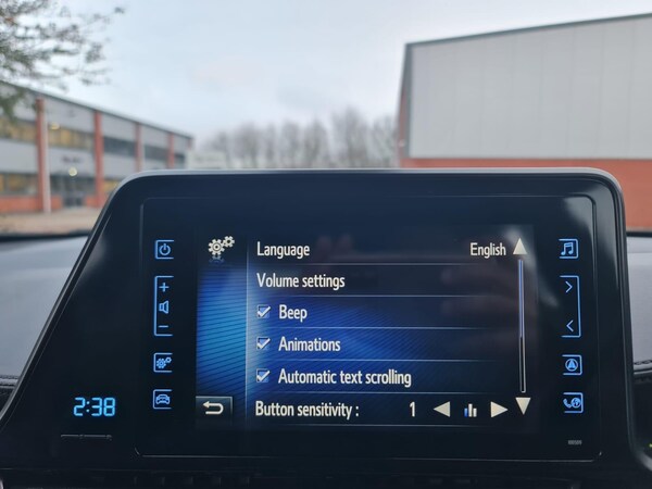 Used Toyota C-HR 2019 for sale - 75127930: Photo 43