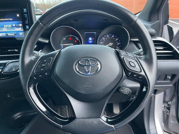 Used Toyota C-HR 2019 for sale - 75127930: Photo 50