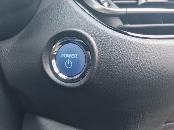 Used Toyota C-HR 2019 for sale - 75127930: Photo 51