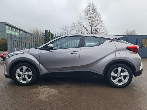 Used Toyota C-HR 2019 for sale - 75127930: Photo 7