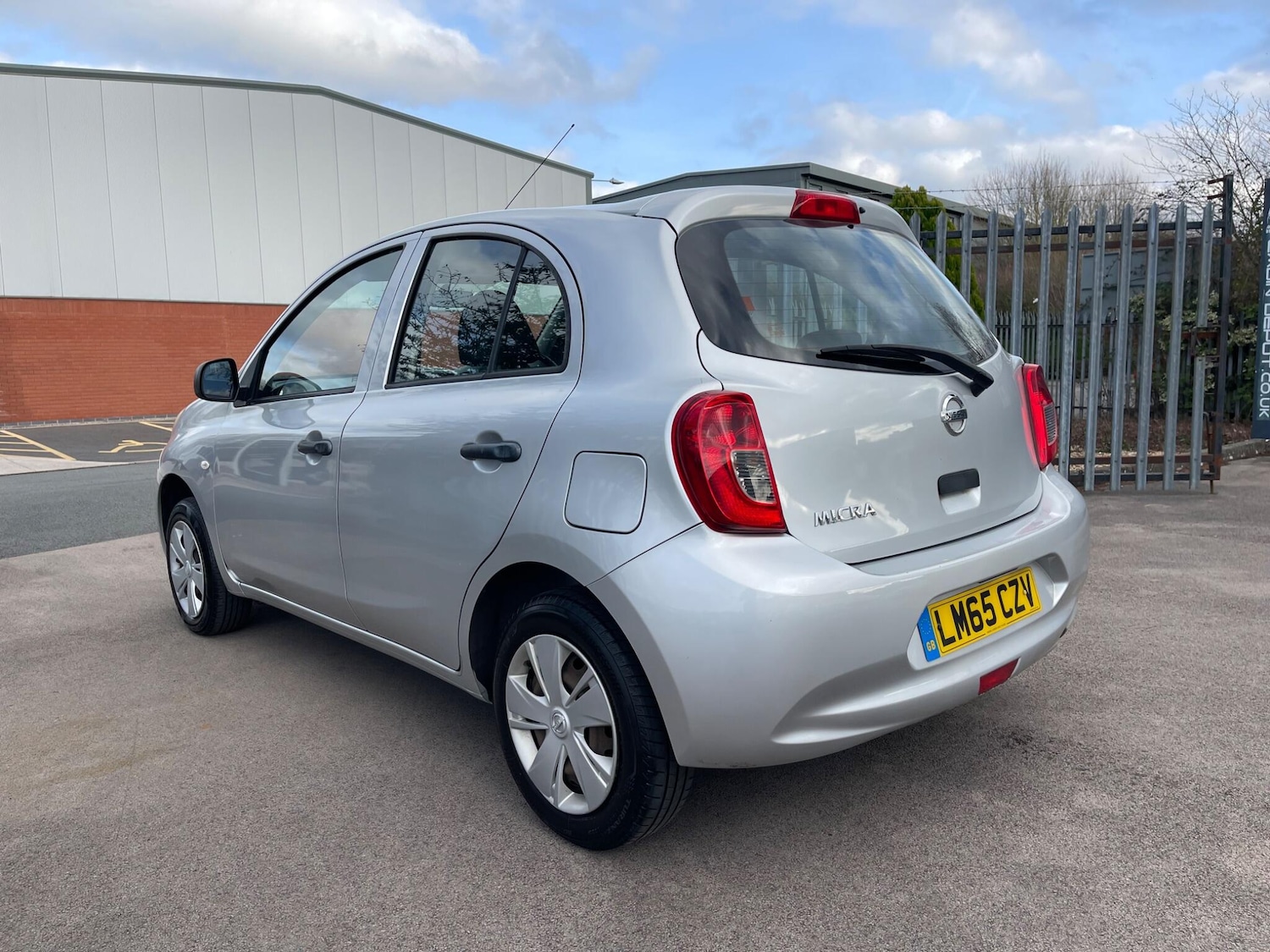 Used Nissan Micra 2015 for sale - 77658014: Photo 6