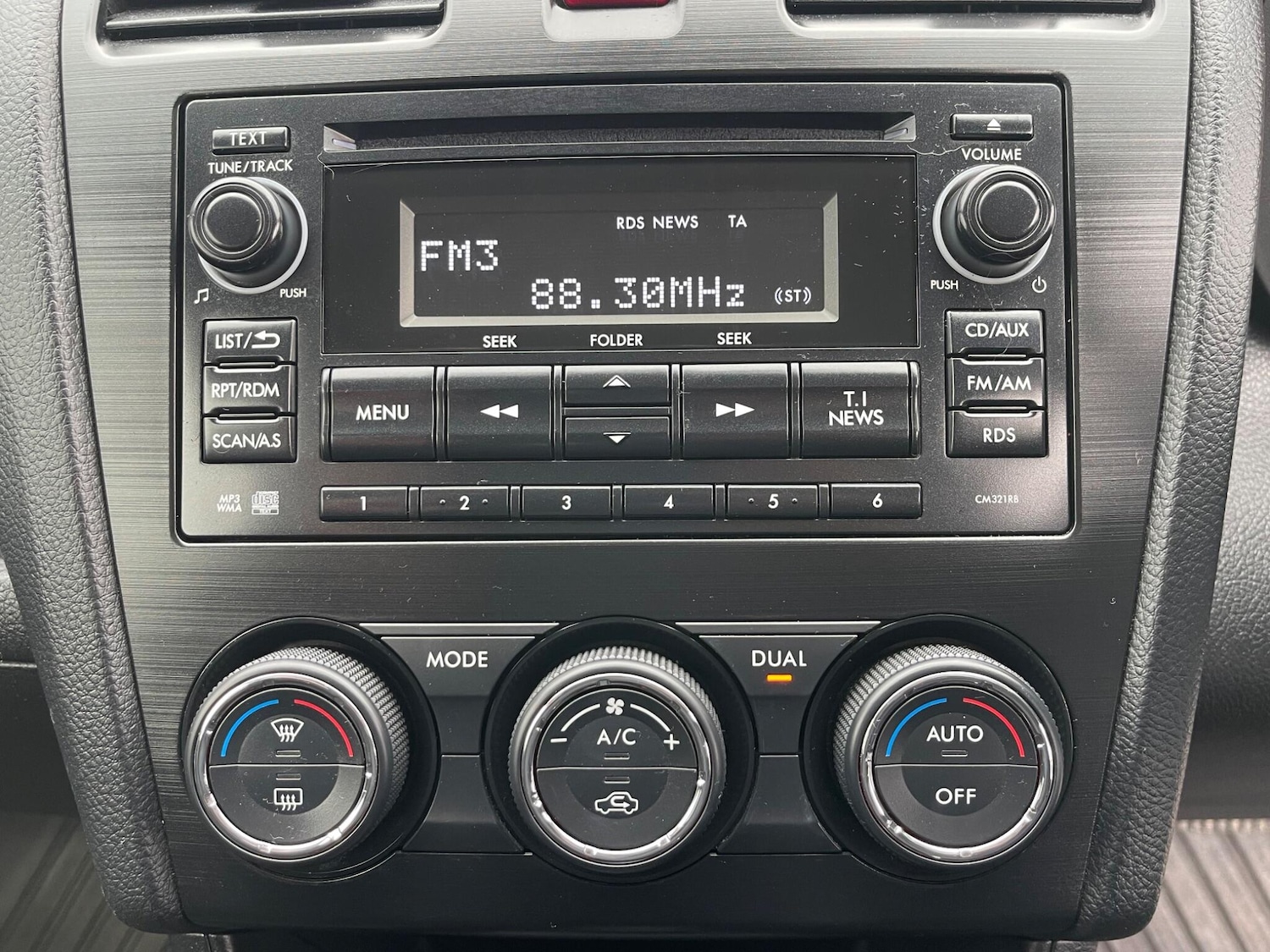 Used Subaru XV 2013 for sale - 77637827: Photo 36