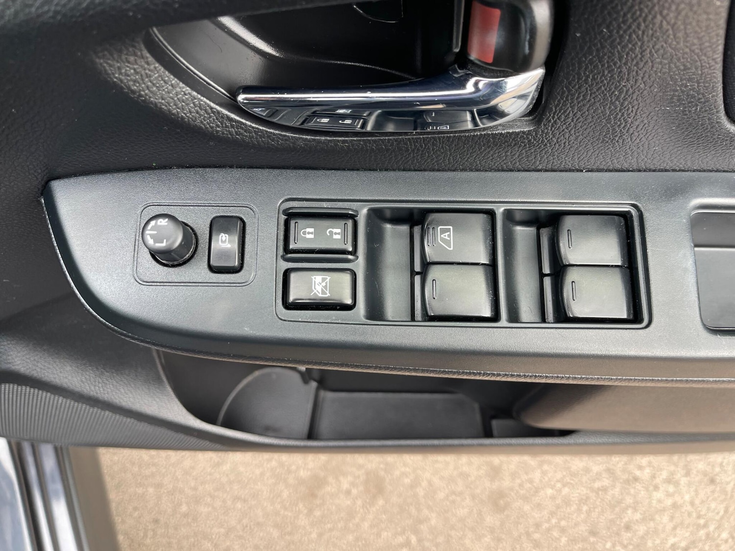 Used Subaru XV 2013 for sale - 77637827: Photo 51