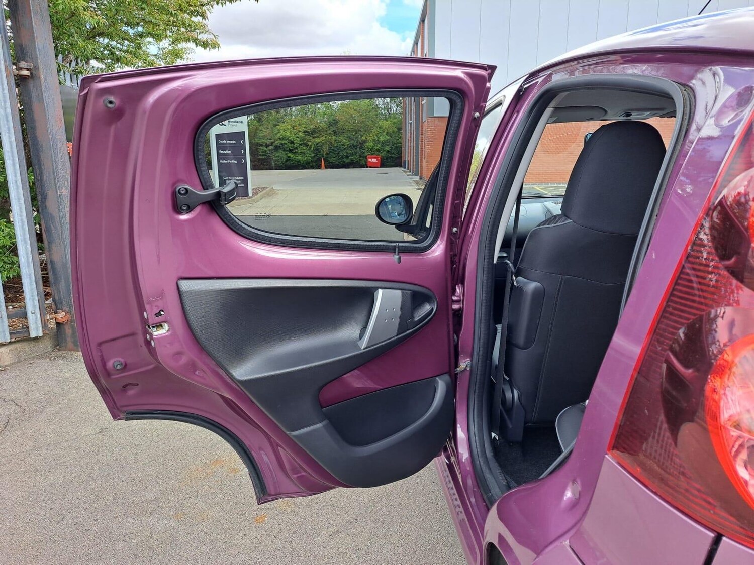 Vehicle 41