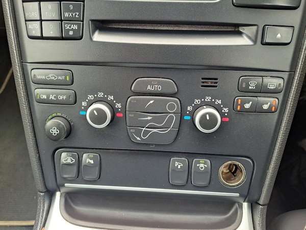 Used Volvo XC90 2013 for sale - 76314636: Photo 46