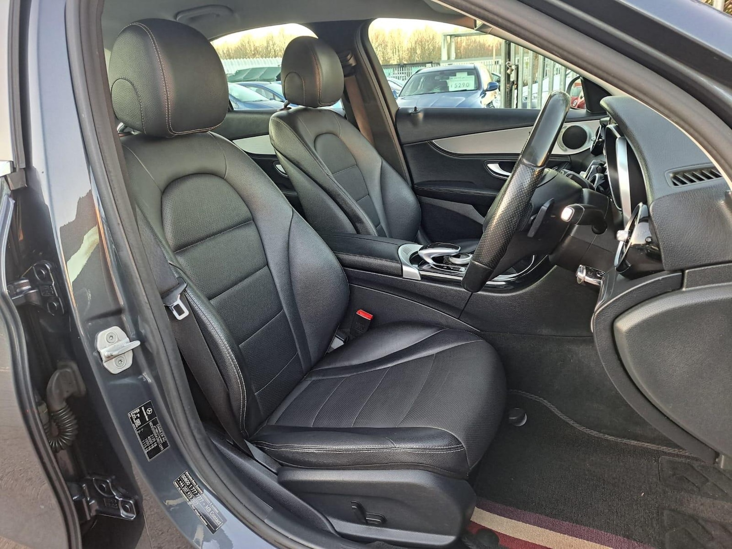 Used Mercedes-Benz C Class 2014 for sale - 77067115: Photo 11