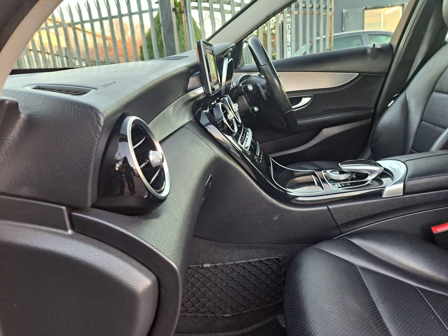 Used Mercedes-Benz C Class 2014 for sale - 77067115: Photo 15