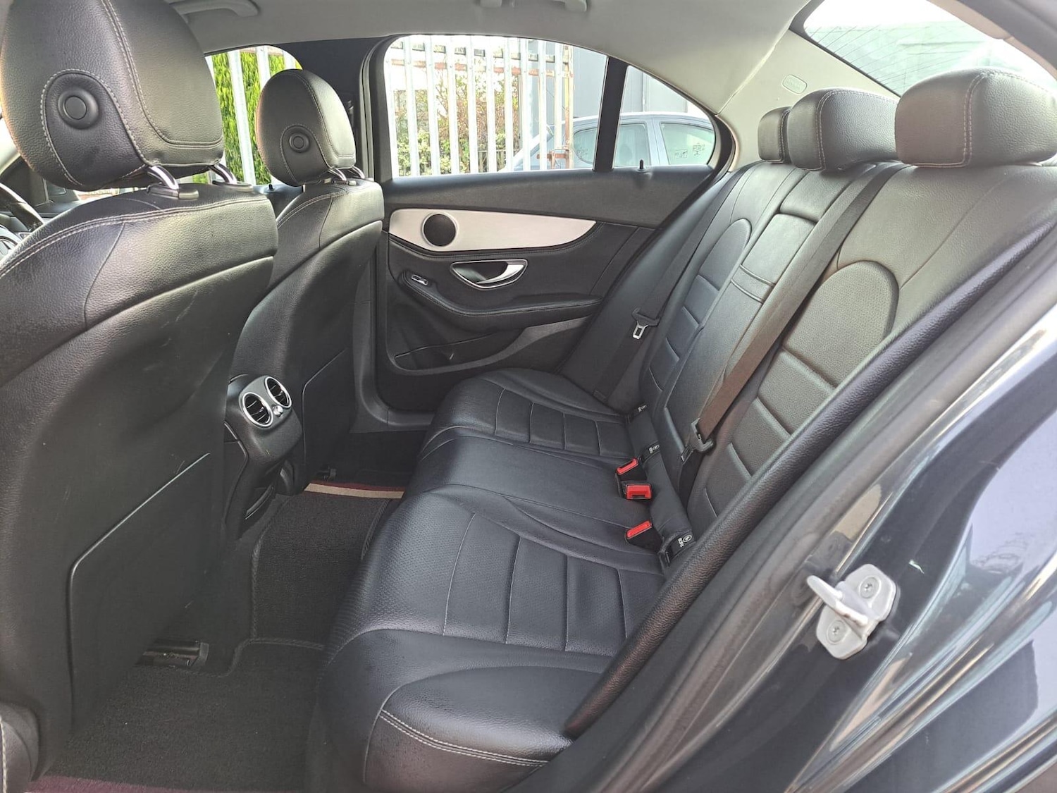 Used Mercedes-Benz C Class 2014 for sale - 77067115: Photo 20