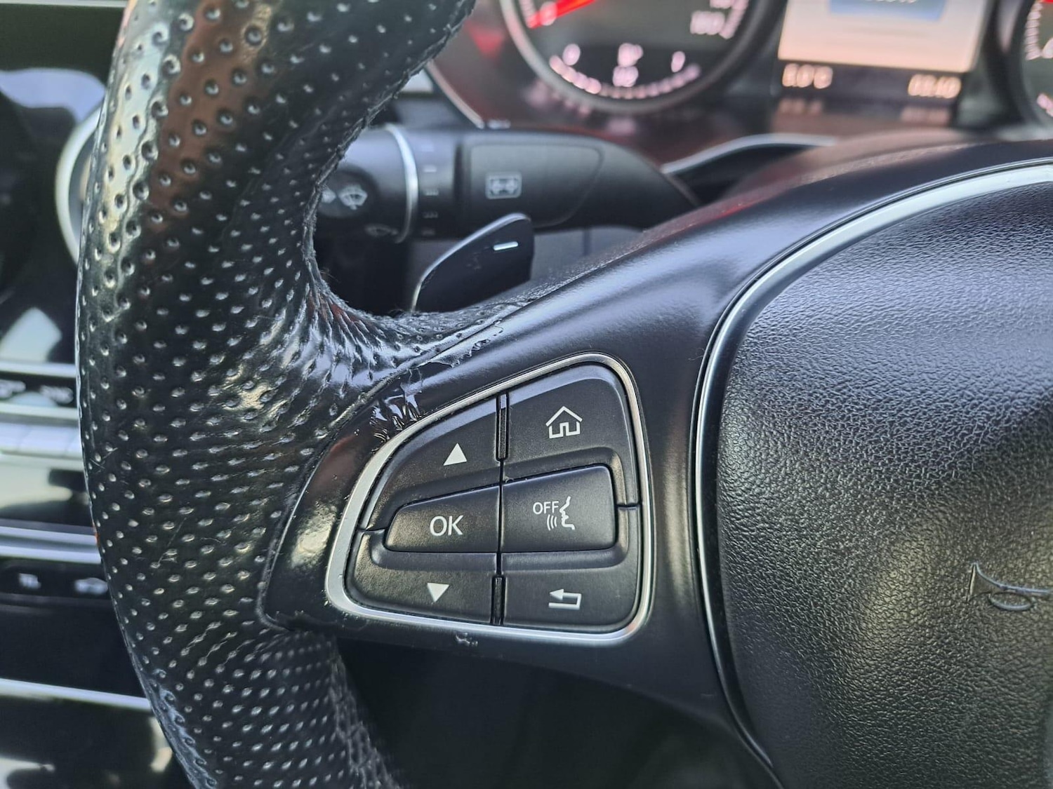 Used Mercedes-Benz C Class 2014 for sale - 77067115: Photo 24