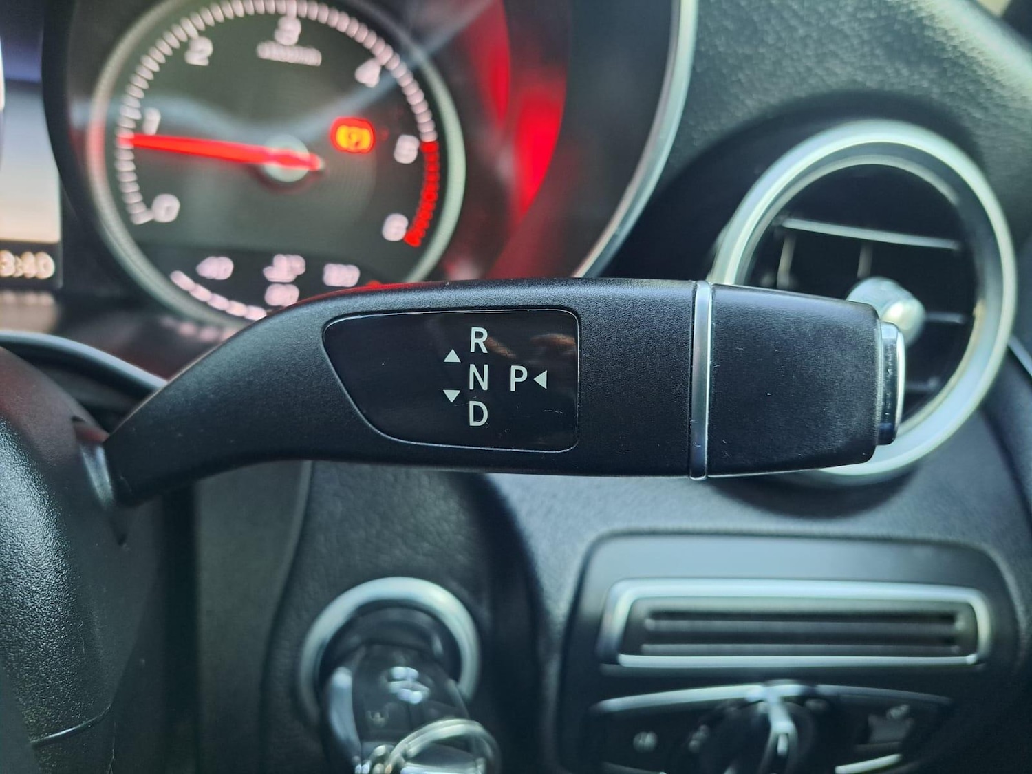 Used Mercedes-Benz C Class 2014 for sale - 77067115: Photo 28