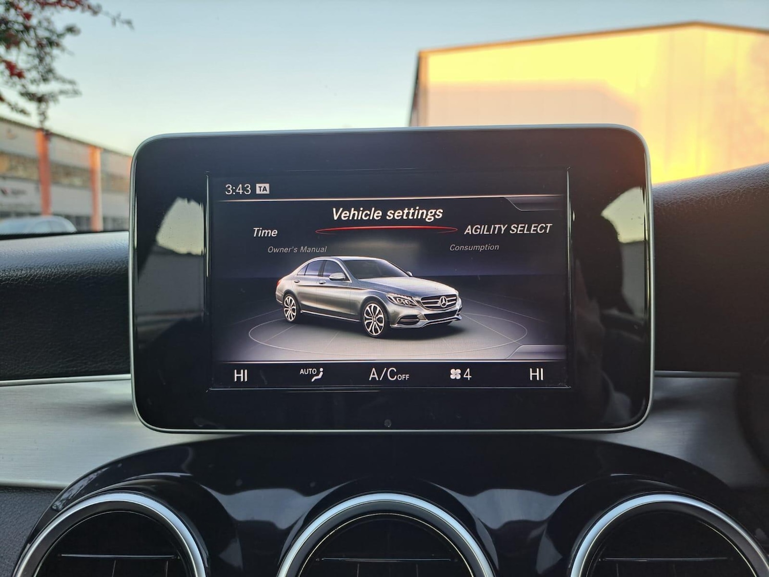 Used Mercedes-Benz C Class 2014 for sale - 77067115: Photo 40