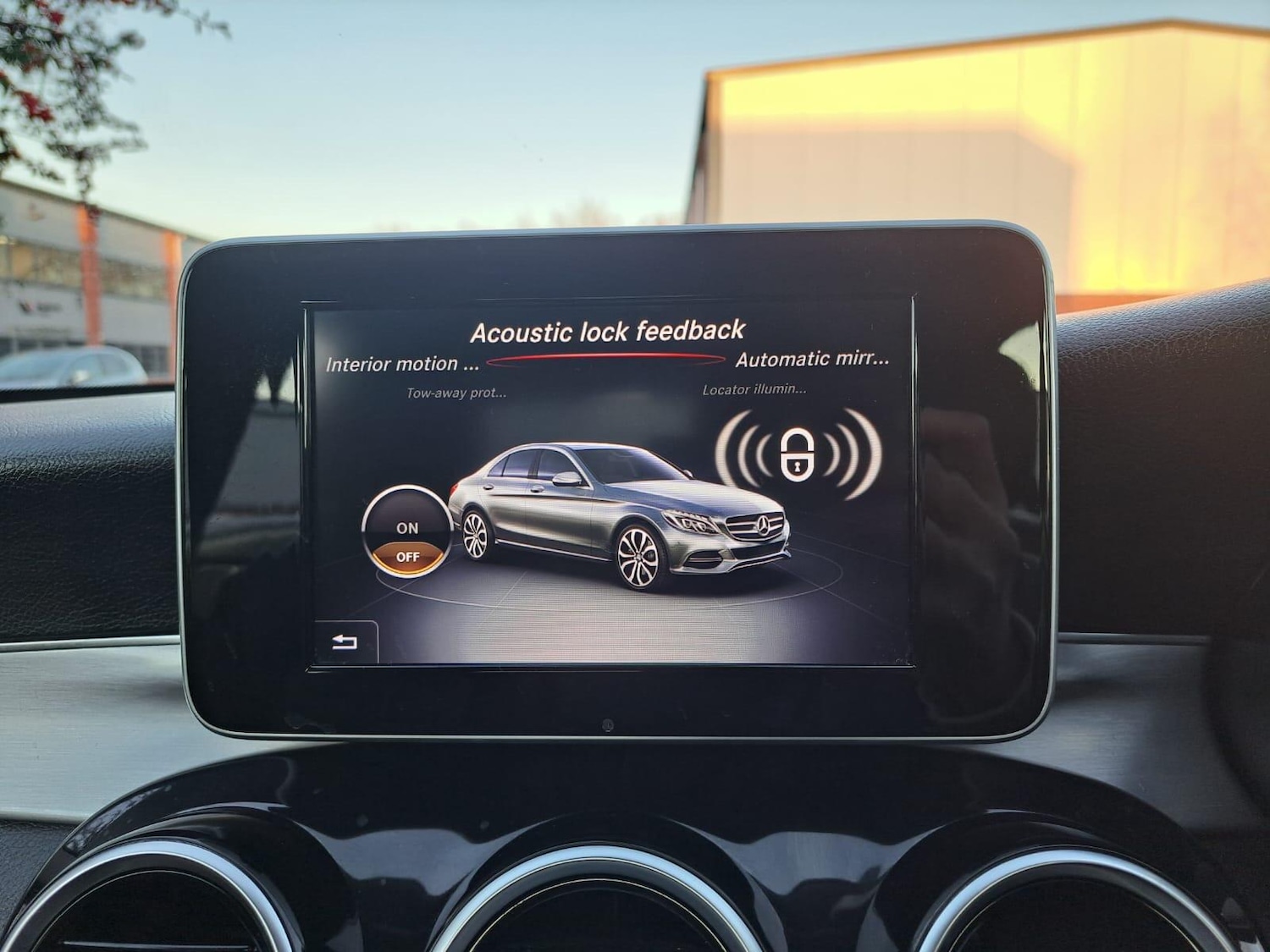 Used Mercedes-Benz C Class 2014 for sale - 77067115: Photo 42