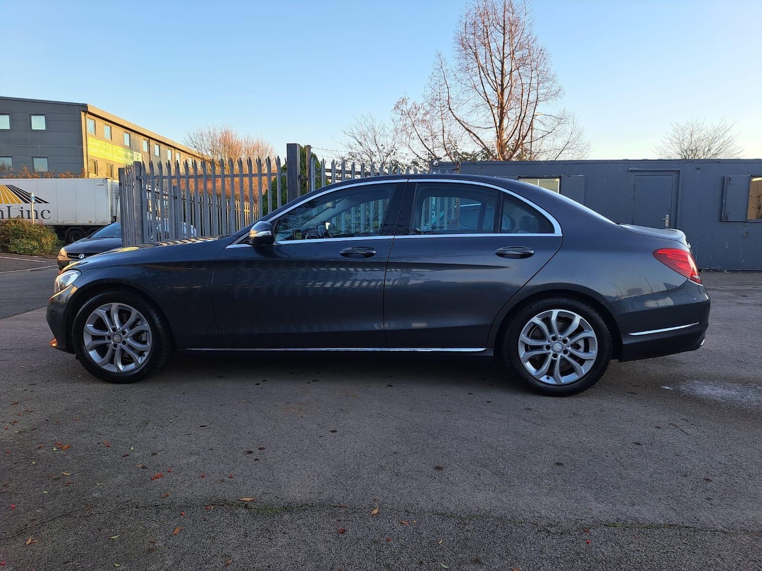 Used Mercedes-Benz C Class 2014 for sale - 77067115: Photo 7