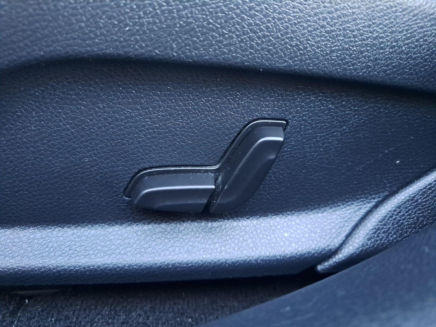 Used Mercedes-Benz C Class 2014 for sale - 77067115: Photo 71