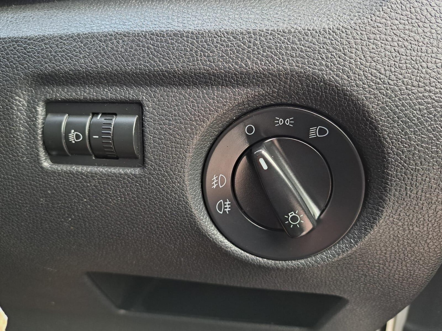 Used Skoda Fabia 2012 for sale - 76632961: Photo 42