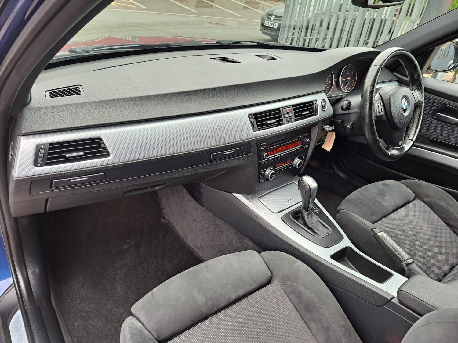 Used BMW 3 Series 2010 for sale - 77066658: Photo 17