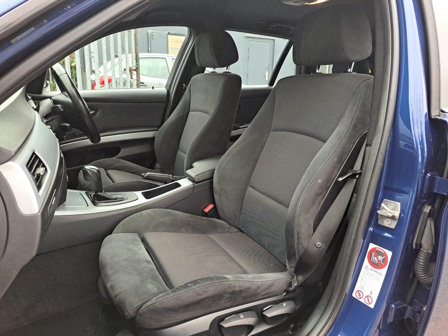 Used BMW 3 Series 2010 for sale - 77066658: Photo 19