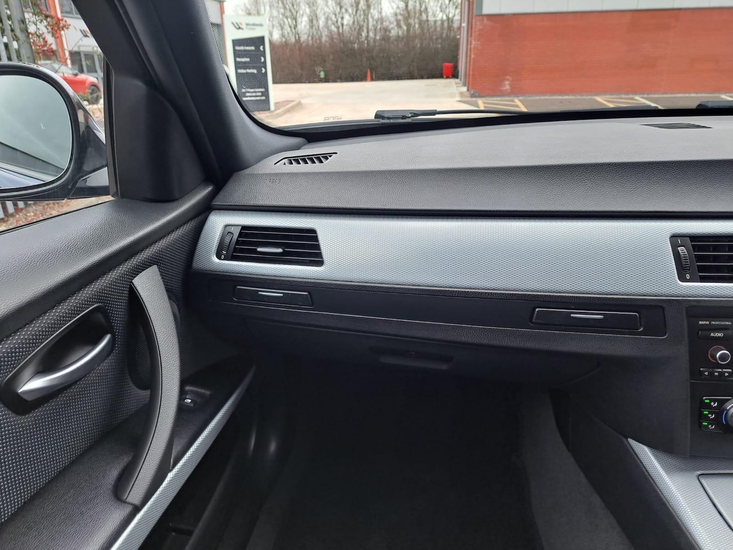 Used BMW 3 Series 2010 for sale - 77066658: Photo 24