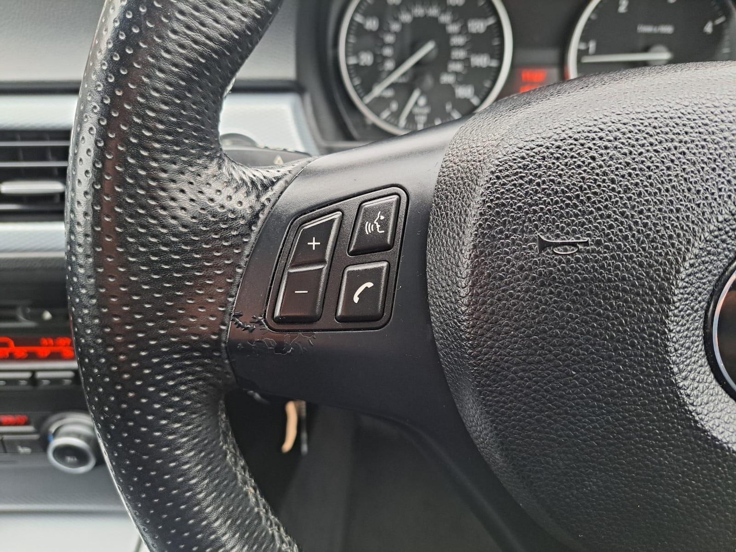 Used BMW 3 Series 2010 for sale - 77066658: Photo 25