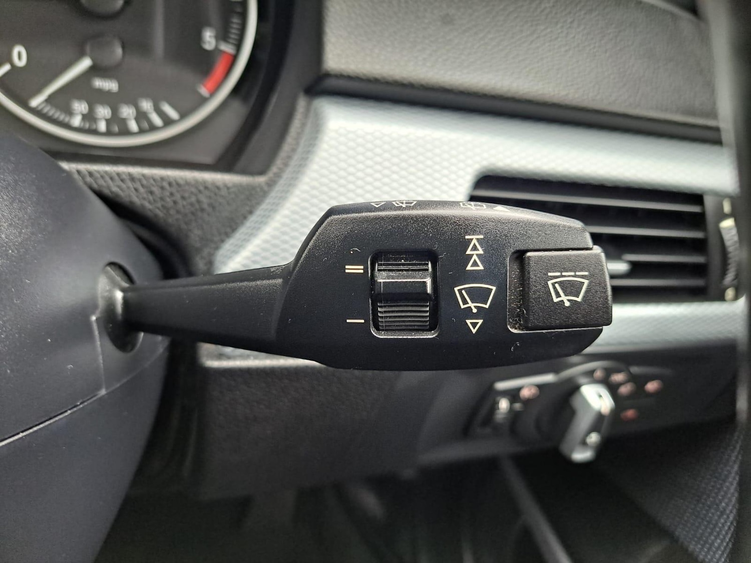 Used BMW 3 Series 2010 for sale - 77066658: Photo 29