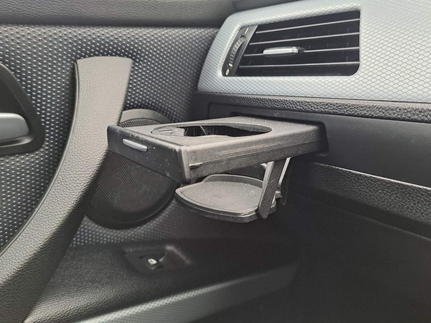 Used BMW 3 Series 2010 for sale - 77066658: Photo 47