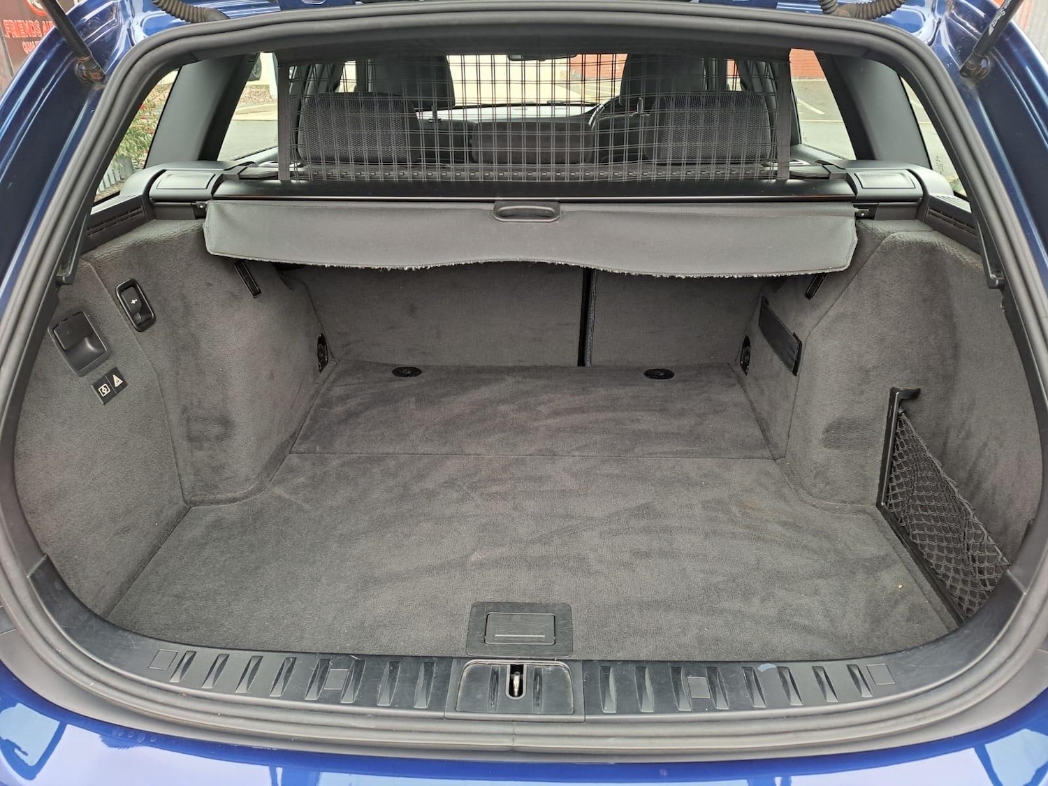 Used BMW 3 Series 2010 for sale - 77066658: Photo 59