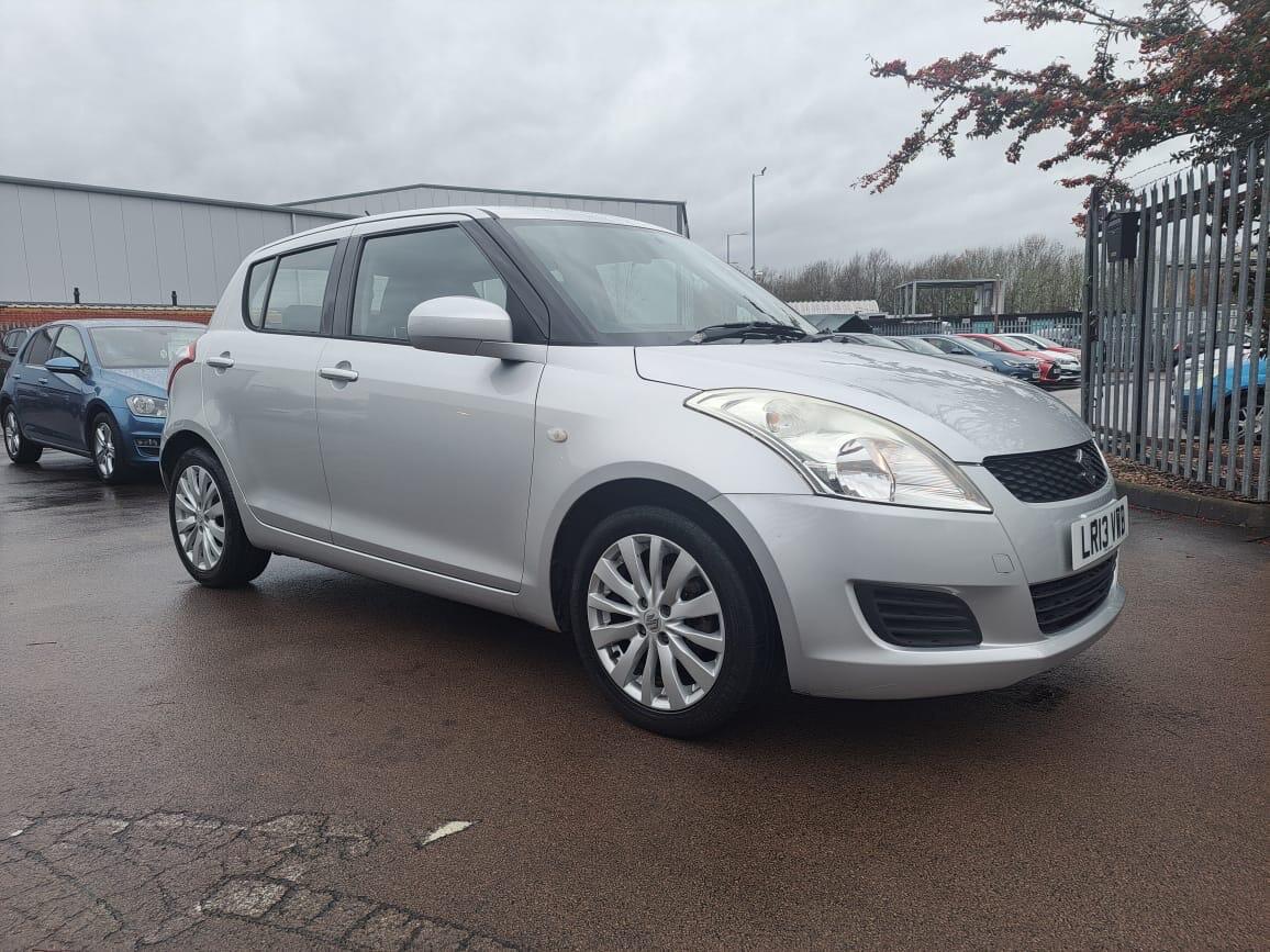 Used Suzuki Swift 2013 for sale - 76849720: Photo 1