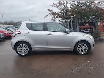 Used Suzuki Swift 2013 for sale - 76849720: Photo